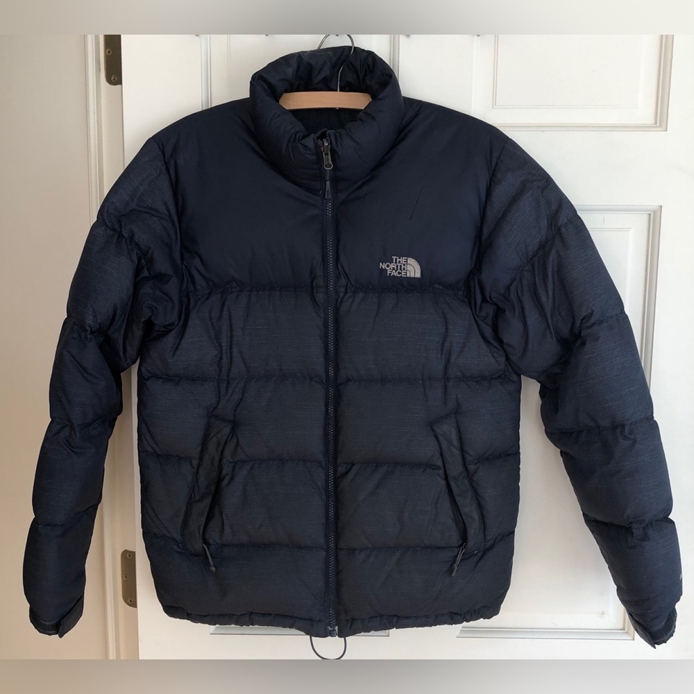 The North Face Retro Nuptse Puffer Men’s S
Navy